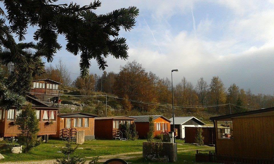 Campeggio Branchetto Hotel Bosco Chiesanuova Exterior photo