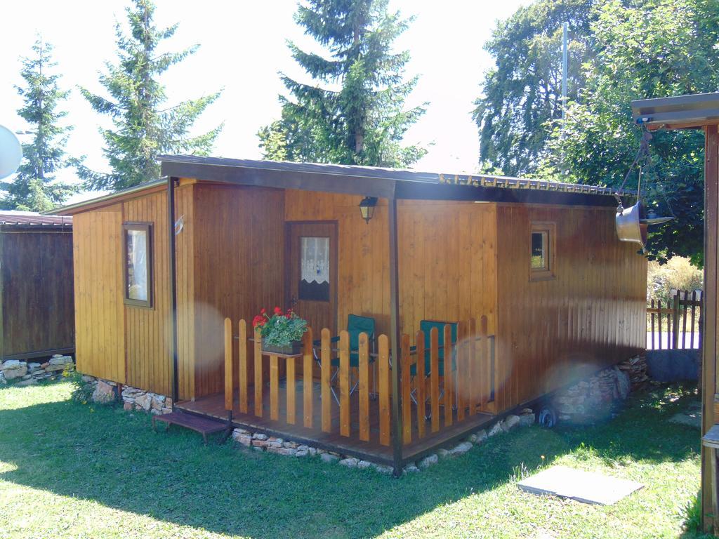 Campeggio Branchetto Hotel Bosco Chiesanuova Exterior photo